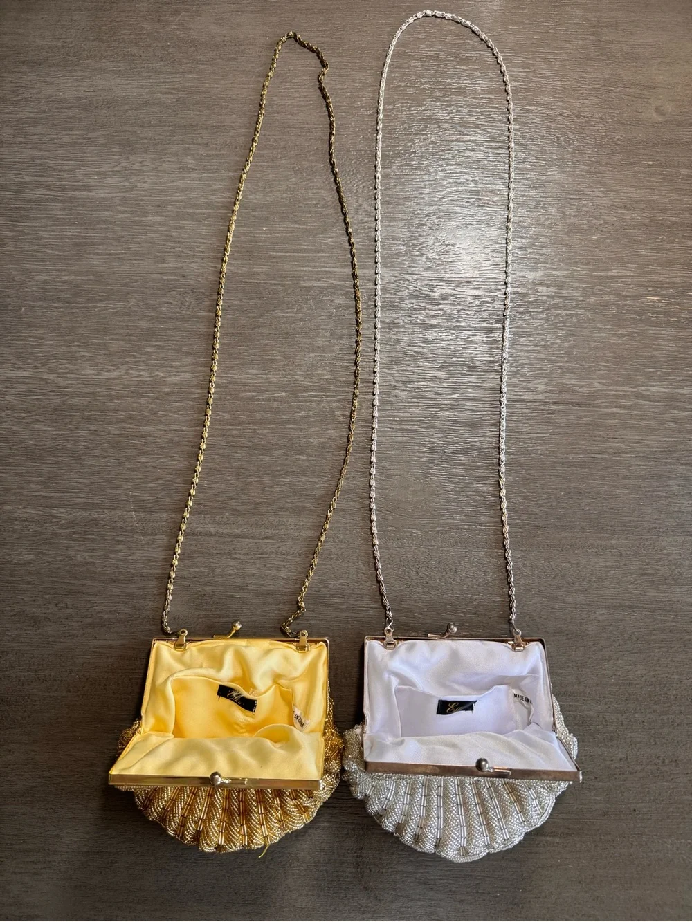 Vintage set included